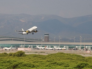 L'Aeroport Josep Tarradellas Barcelona-El Prat va moure entre l'abril del 2021 i el 2022 un total d'onze milions de passatgers provinents de vols directes