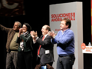 Iceta va estar acompanyat del president de la Junta d'Extremadura, Guillermo Fernández Vara, i de la número 2 de la candidatura socialista, Eva Granados, així com per l'alcalde de Sant Andreu de la Barca, Enric Llorca