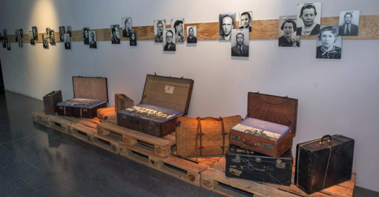 La mostra s'exposa al Museu de la localitat baixllobregatína