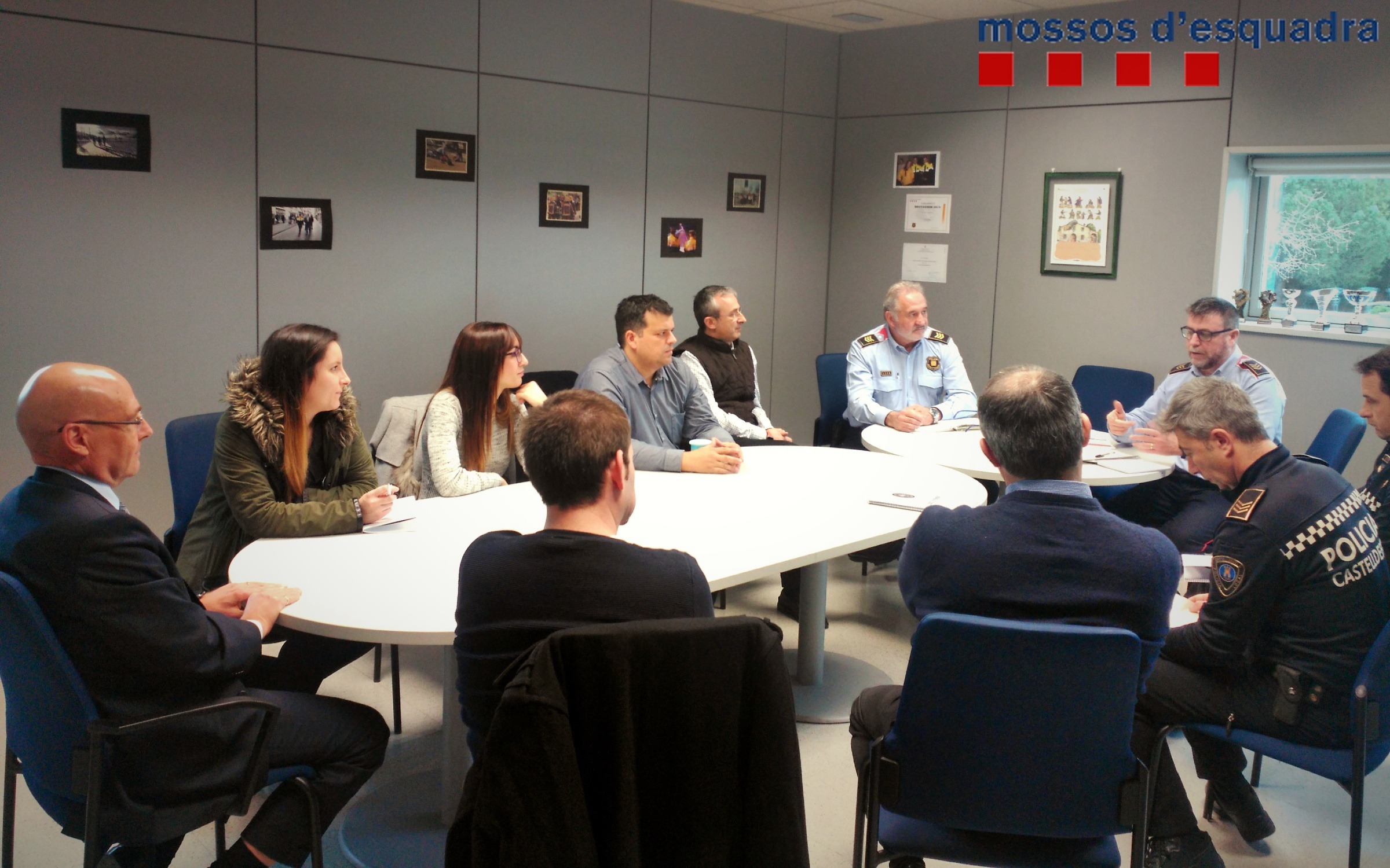 La reunió es va celebrar a les dependències de la comissaria de districte de Castelldefels