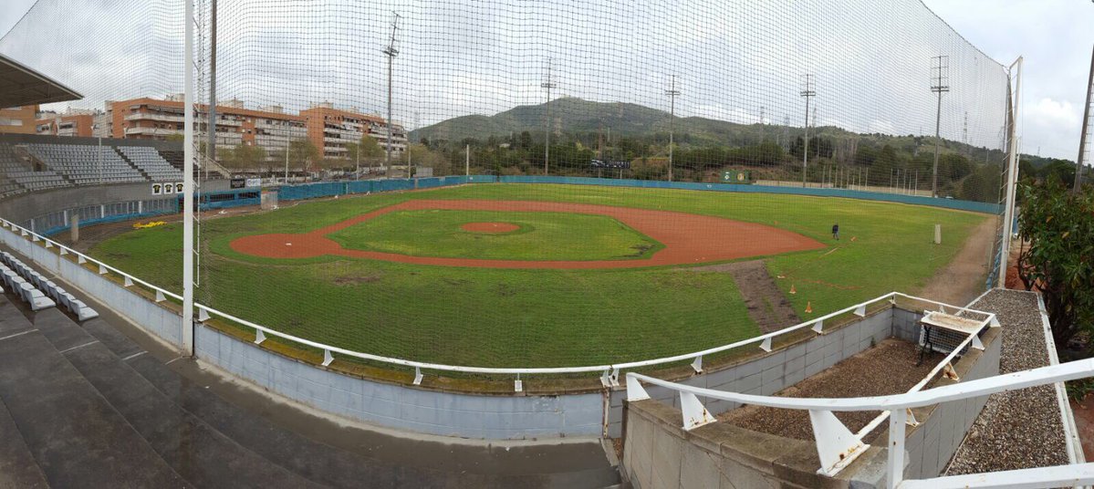 Finalitzen les obres de millora del camp de beisbol de Viladecans