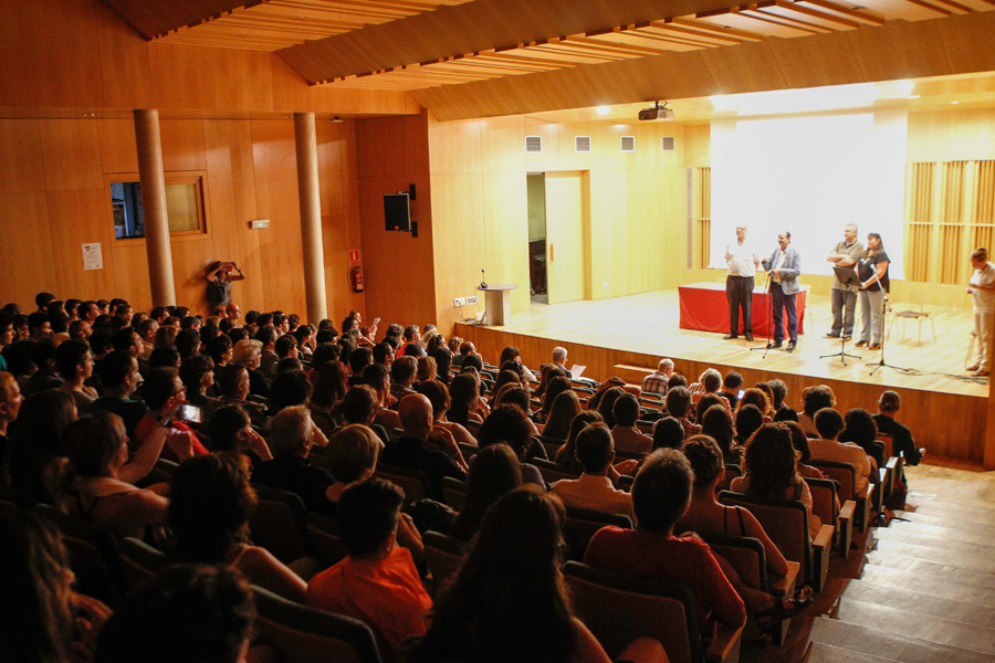 L’Auditori del Palau Falguera de Sant Feliu de Llobregat va acollir la cinquena edició dels Premis Edurecerca