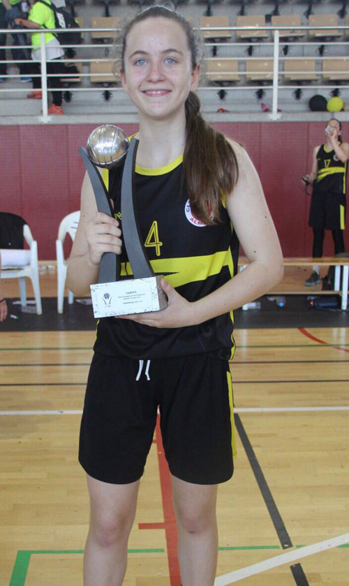 ESPORTS (BÀSQUET): Andrea Gutiérrez, campiona de Catalunya Infantil A-1 amb el Basket Almeda