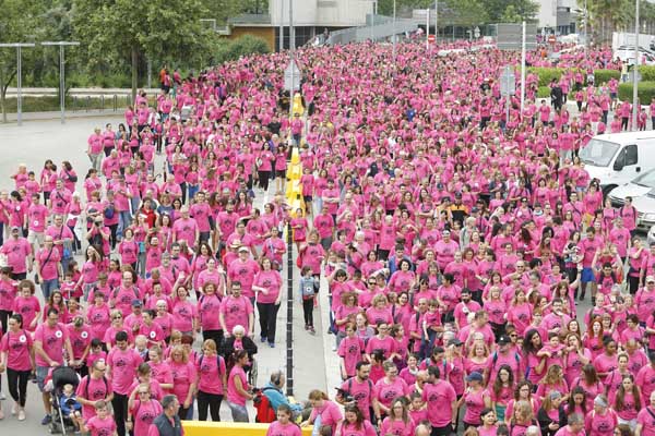 SOCIETAT: Més de 7.000 persones participen en l’onzena edició de la Caminada Solidària de Viladecans  