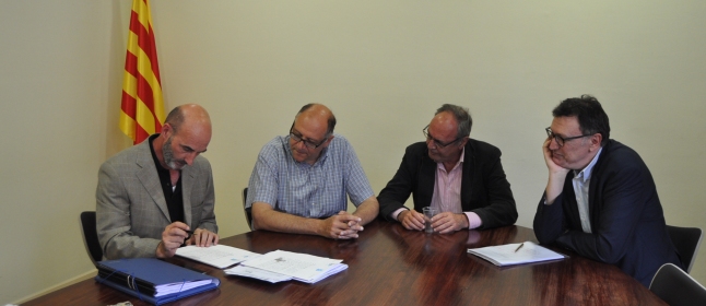 SOCIETAT: Signada la reparcel·lació de l'illa de Can Ricart de Sant Feliu que permetrà ampliar la plaça Lluís Companys