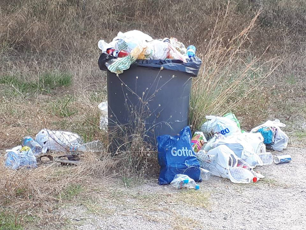 Crítiques pel servei de neteja i recollida de residus a Viladecans