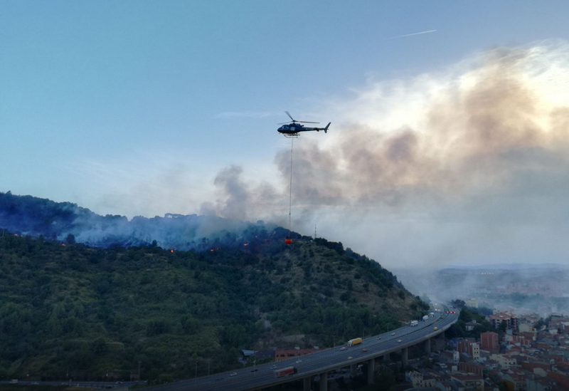 SUCCESSOS: Un incendi a Martorell a la zona de Palau de Can Sunyer crema 13 hectàrees