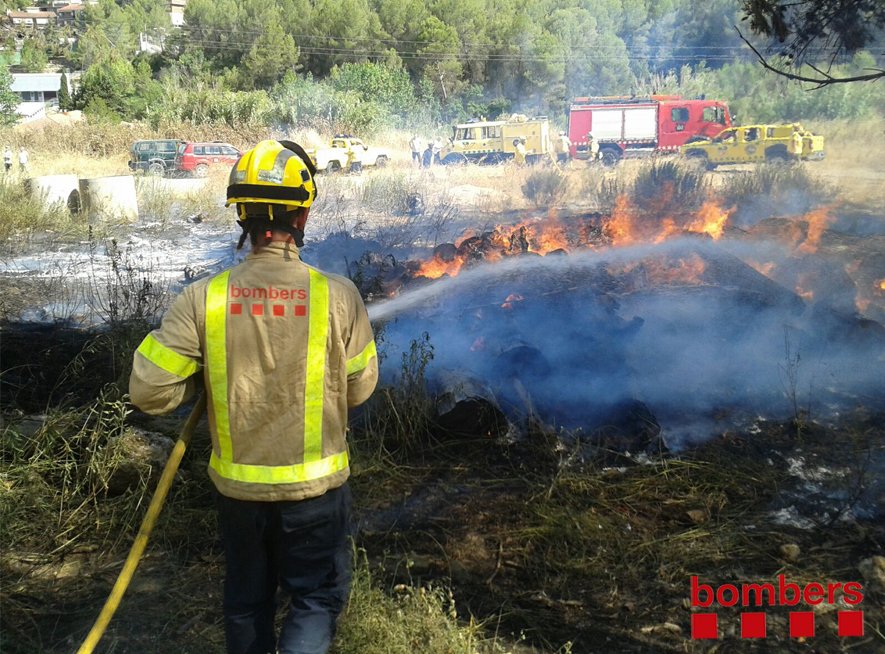 SUCCESSOS: Incendi forestal a Sant Andreu de la Barca