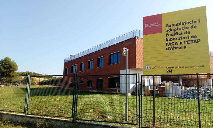 L’Agència Catalana de l’Aigua (ACA) ha començat els treballs per ampliar i rehabilitar el laboratori que hi ha ubicat a les instal·lacions de la potabilitzadora d’Abrera