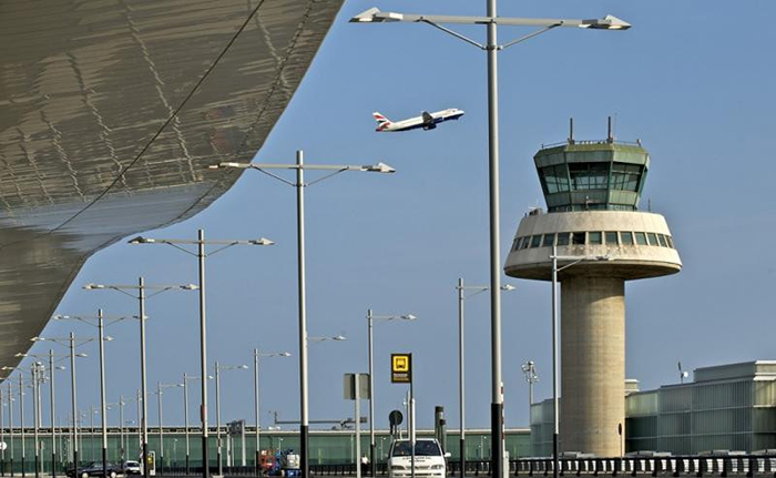 l'Aeroport Barcelona-El Prat tindrà un nou nom