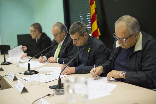 ECONOMIA: L’Ajuntament de Molins i les associacions empresarials signen un conveni per reduir l’atur i dinamitzar l’economia 
