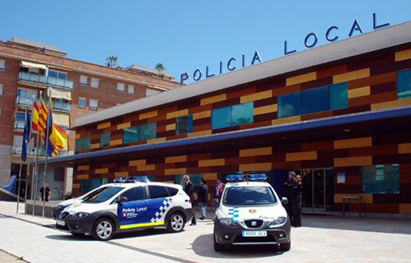 SOCIETAT: La Policia Local treballa amb un equip de mediació per reduir l'incivisme a l'oci nocturn de Castelldefels