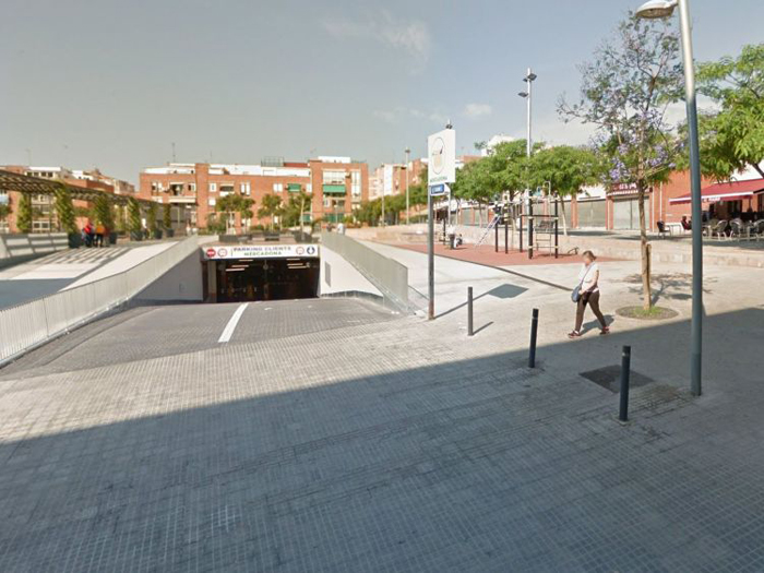 Esquerra proposa que el futur aparcament soterrat que es construirà en els terrenys alliberats per l’antic mercat inclogui places de lloguer amb abonaments econòmics per als veïns de la Montserratina