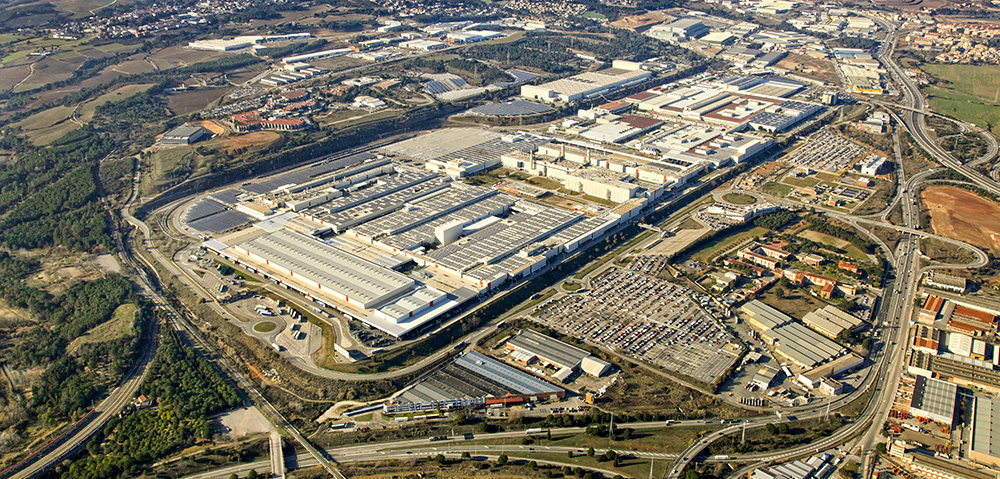 SEAT SA kicks off electrification journey as it celebrates 30th anniversary of Martorell site 01 HQ