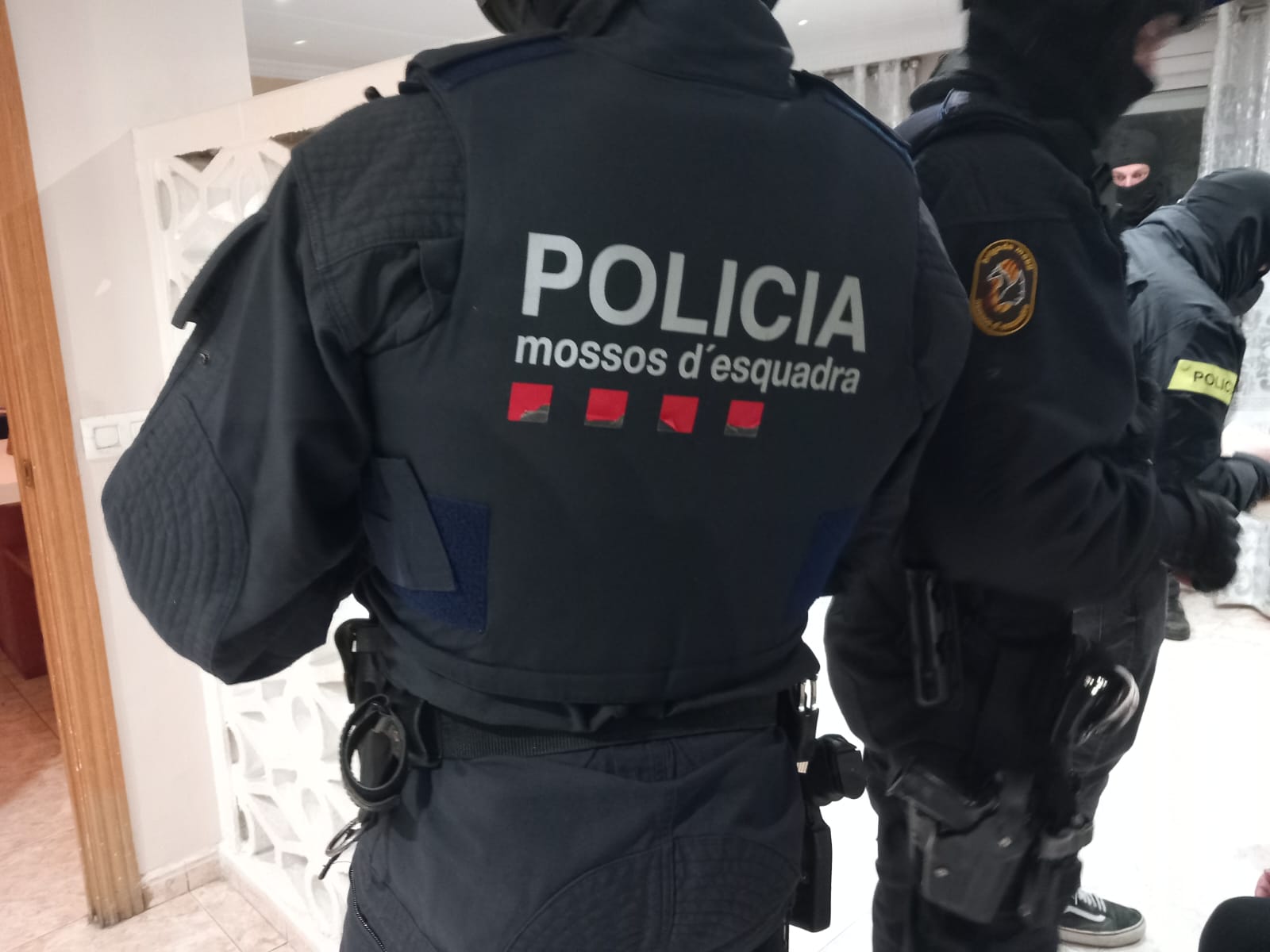 poli mossos 2