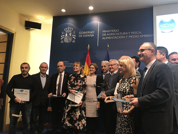 MEDI AMBIENT: L’Ajuntament d’Esplugues rep el Premi Ciutat Sostenible en educació ambiental 