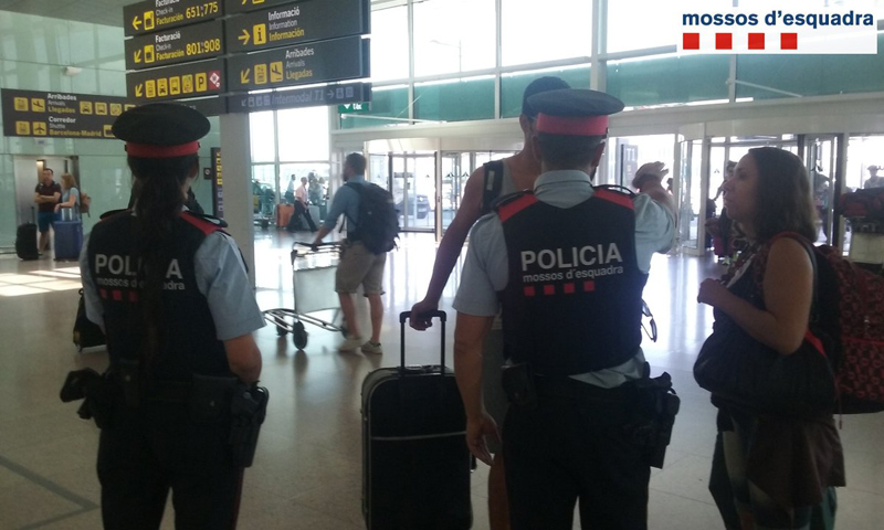 Detingut per robar a l'aeroport a una esportista olímpica francesa 