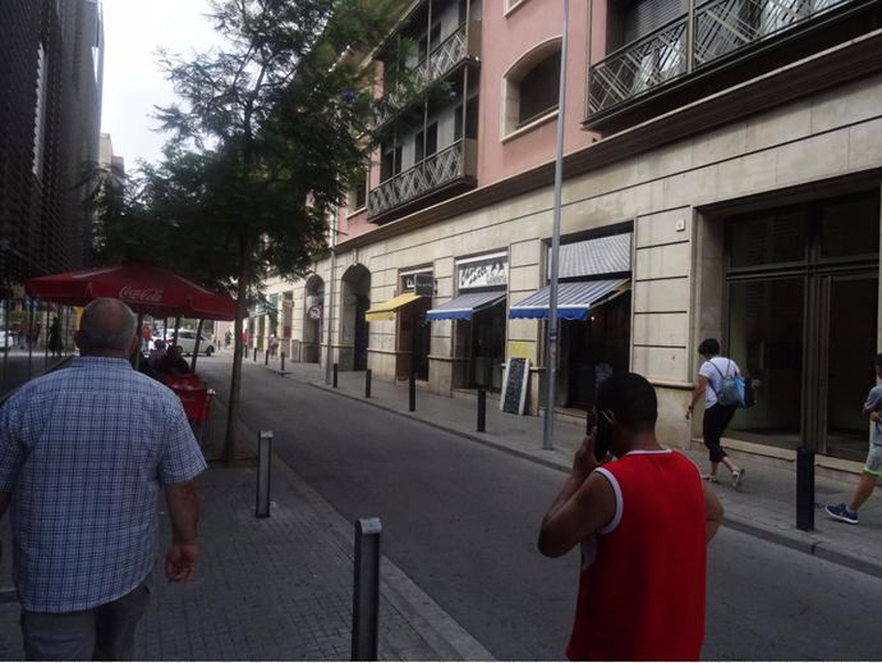 Cornellà prioritza les persones als cotxes tots els diumenges de l’any
