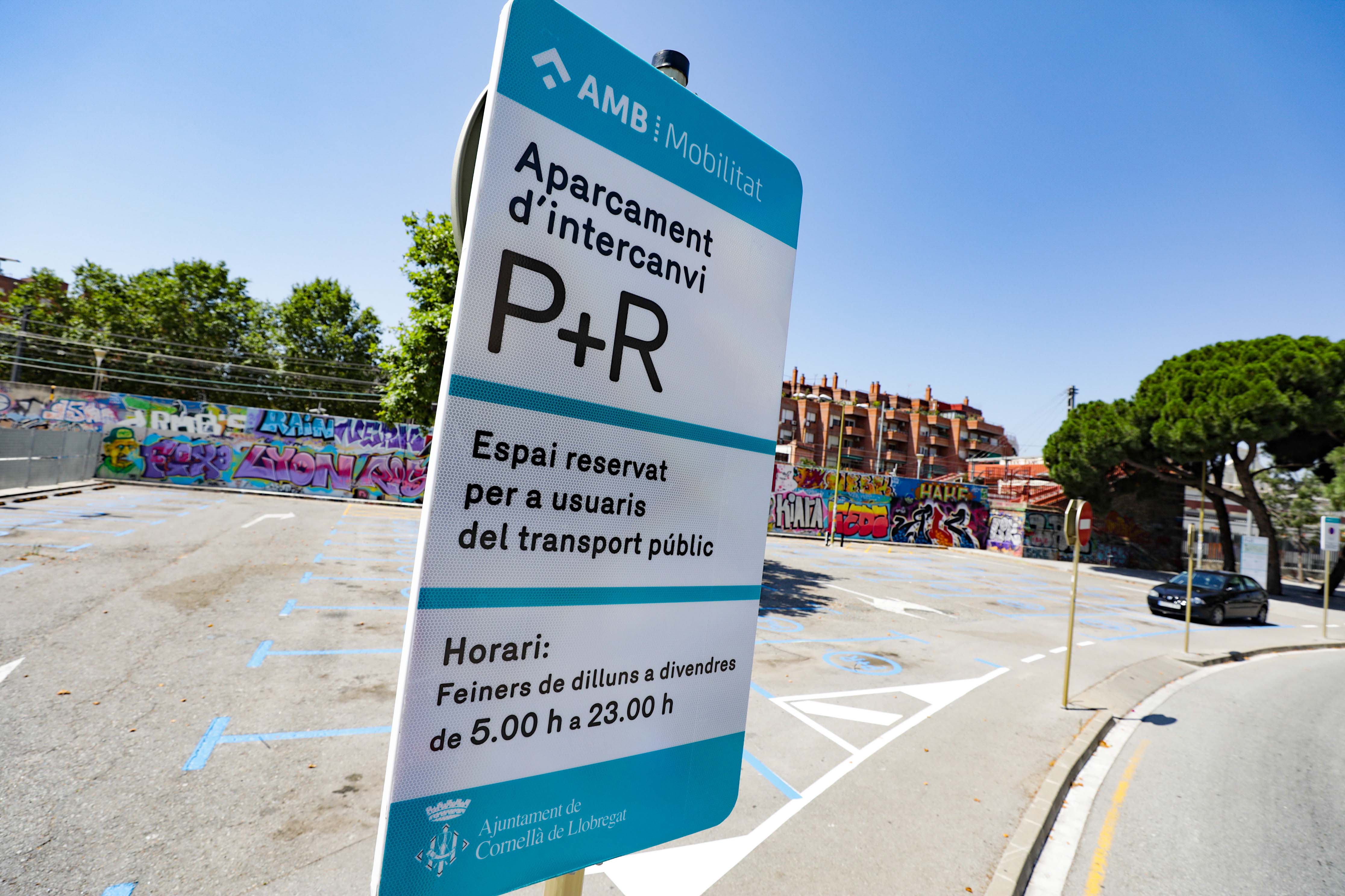 avui ha entrat en marxa l aparcament dintercanvi metropolita pr cornella estacio baix llob