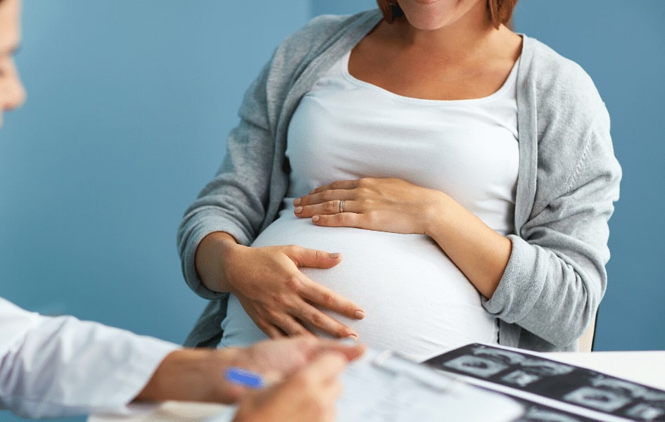 dona embarassada consulta hospital sant joan deu barcelona