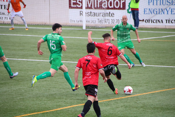 ESPORTS (FUTBOL, SEGONA B): El Cornellà només pot empatar a Formentera