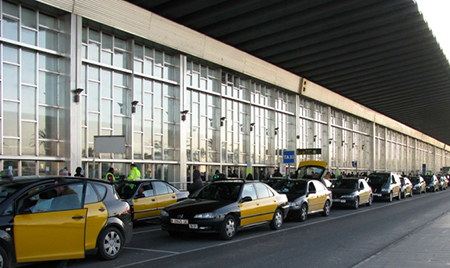 Parada de taxis aeropuerto de Barcelona