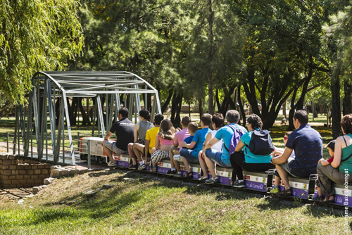 Trenet Parc Can Mercader Cornella Turisme Baix Llobregat
