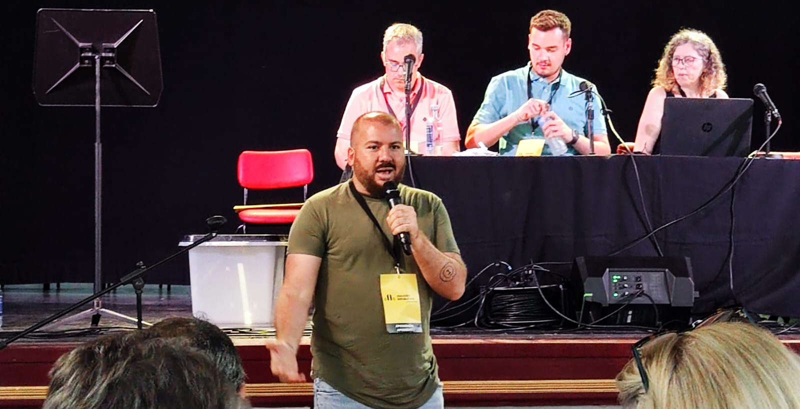 e85956e6 e678 4770 861c cb27a56fe2c5