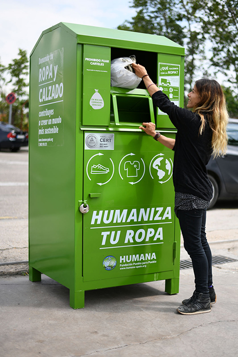 Humana contenedor