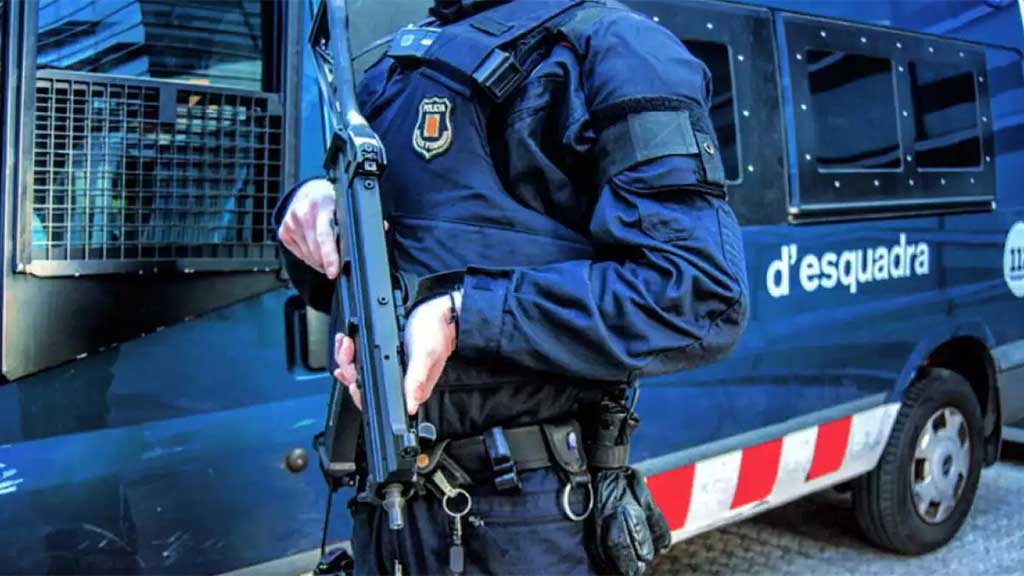 Els ARRO dels Mossos dEsquadra detenen a lautor de la brutal pallissa de Tortosa