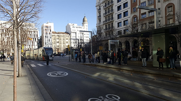  SOCIETAT: Sant Just Desvern i Esplugues de Llobregat visiten Saragossa per conèixer l'experiència del tramvia a la ciutat