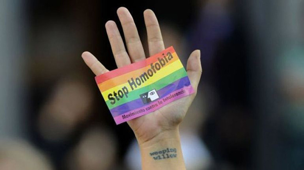 SOCIETAT: L'Ajuntament del Prat condemna una agressió homòfoba ocorreguda dissabte a la nit