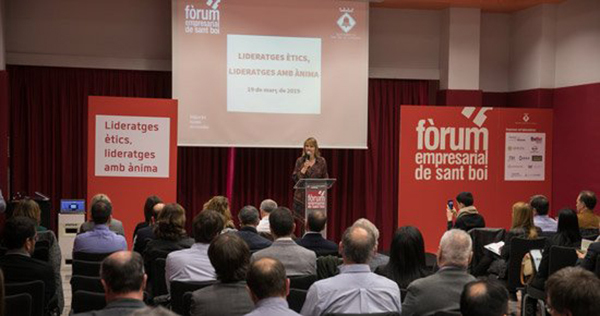 ECONOMIA: La consultora de màrqueting i ètica empresarial, Txell Costa, parla dels lideratges horitzontals al Fòrum empresarial