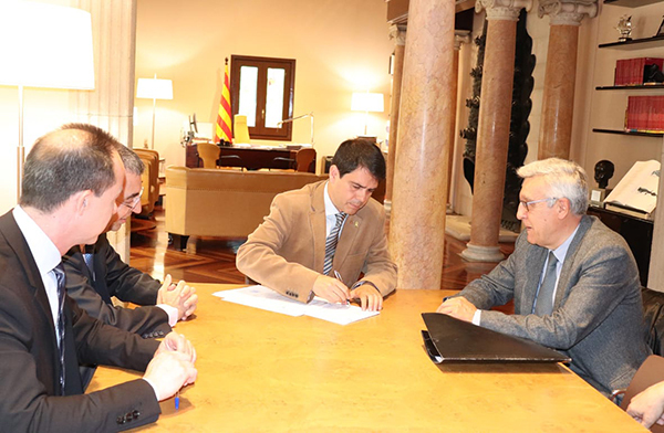 ECONOMIA; La Diputació i BBVA concedeixen un crèdit a l'Ajuntament de Sant Feliu de Llobregat per més de 2,22 milions d'euros