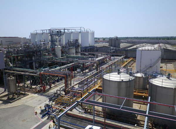 ECONOMIA: CCOO rebutja l'ERO de Total Petrochemicals al Prat i augura el tancament de la planta