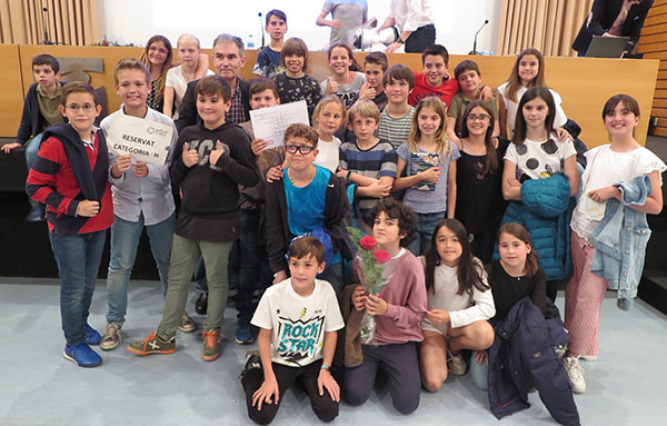 CULTURA: Alumnes de 5è de primària de l’Escola El Puig d'Esparreguera, reconeguts als VI Jocs Florals Escolars de Catalunya 