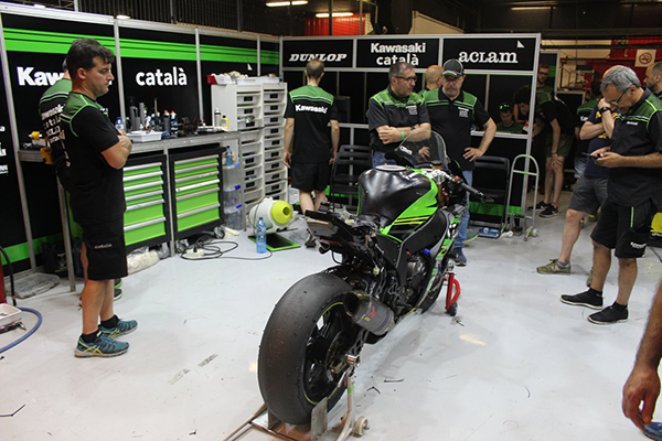 ESPORTS (MOTOR): L’equip molinenc Kawasaki Català Aclam no pot revalidar el títol després d’abandonar les AMV 24 Hores de Catalunya 