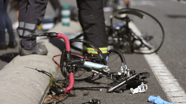 SUCCESSOS: Un ciclista mor quan circulava en sentit contrari a l'A-2 a Sant Andreu de la Barca