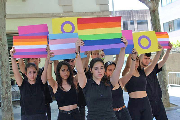 SOCIETAT: El Ple de Castelldefels aprova un Pla d'Igualtat LGTBI