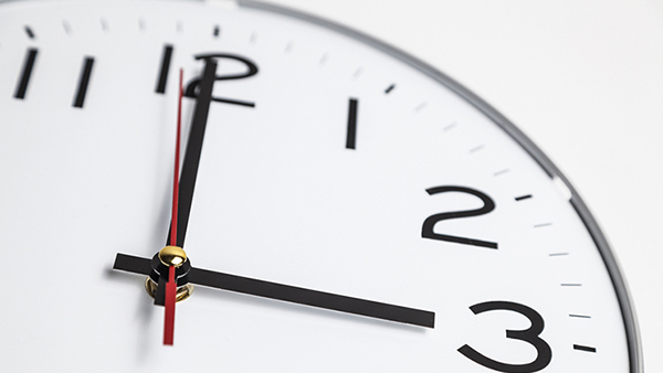 SOCIETAT: Els rellotges s’hauran d’avançar una hora aquesta matinada