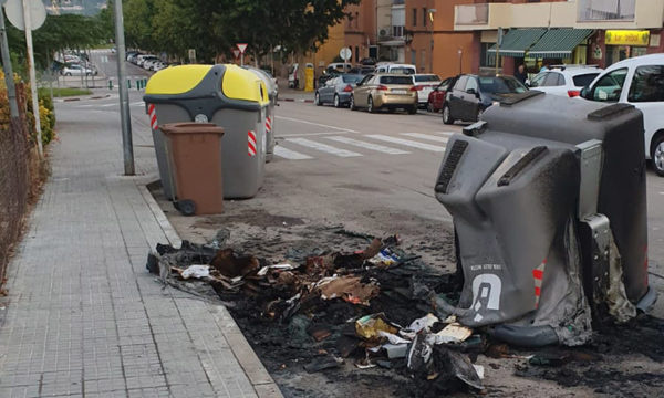 SUCCESSOS: Detenen el presumpte autor de la crema de contenidors a Olesa de Montserrat