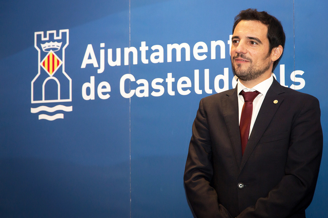 POLÍTICA: El castelldefelenc Manu Reyes s'incorpora com a diputat del PPC en el Parlament de Catalunya
