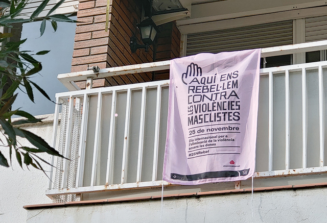 SOCIETAT: Sant Boi convida la ciutadania a omplir balcons i finestres amb un missatge col·lectiu contra les violències masclistes