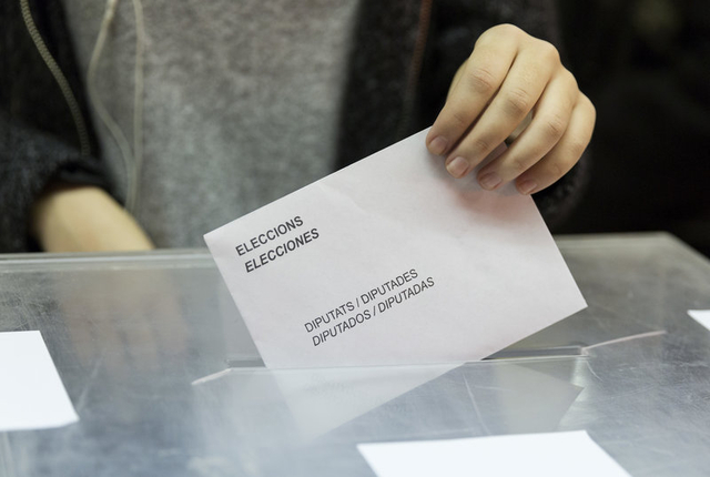 El Papiol organitza un simulacre de votació amb les mesures per al 14-F