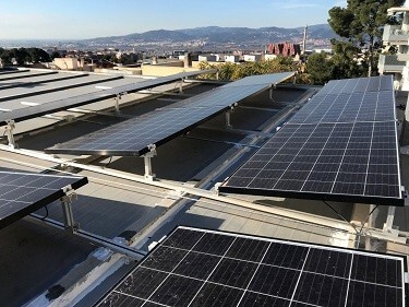MEDI AMBIENT: L’Ajuntament de Sant Just Desvern promou la instal·lació de plaques solars fotovoltaiques 