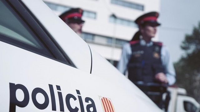 La dona s’ha personat a la Policia Local de Sant Andreu de la Barca per explicar el succés