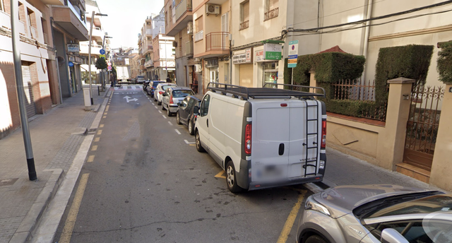 SUCCESSOS: Robatori amb violència en un establiment de dietètica a Esplugues