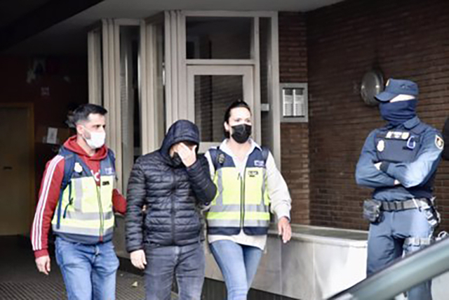 Vuit detinguts a Cornellà per presumpta contractació irregular