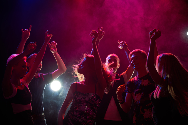 CRISI COVID-19: Les discoteques baixllobregatines reobren avui després de quasi dos anys de restriccions
