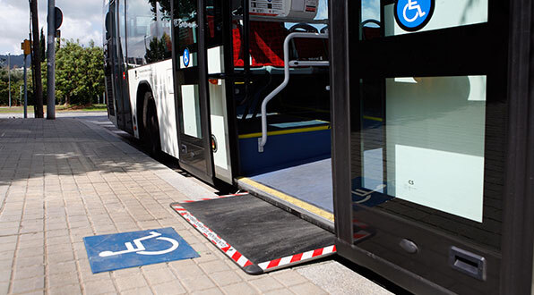 A Avanza se li acumulen els problemes en el servei de transport públic